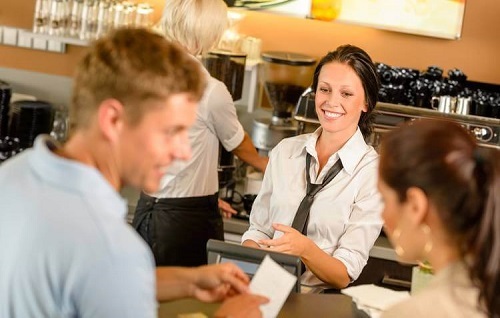 Servicio profesional en restaurante o cafeterías